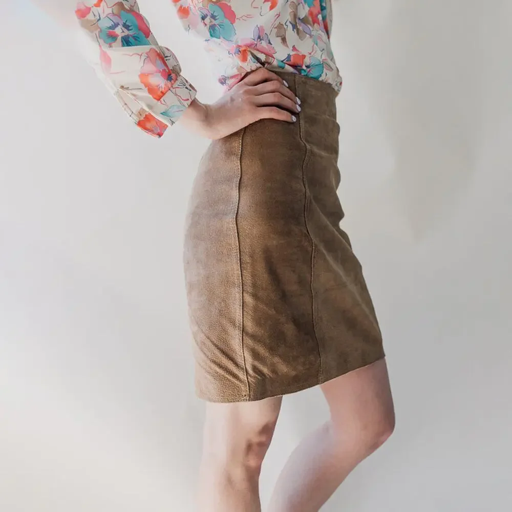 Vintage Tan Suede Pencil Skirt Copper Key 5 - Picture 4 of 15
